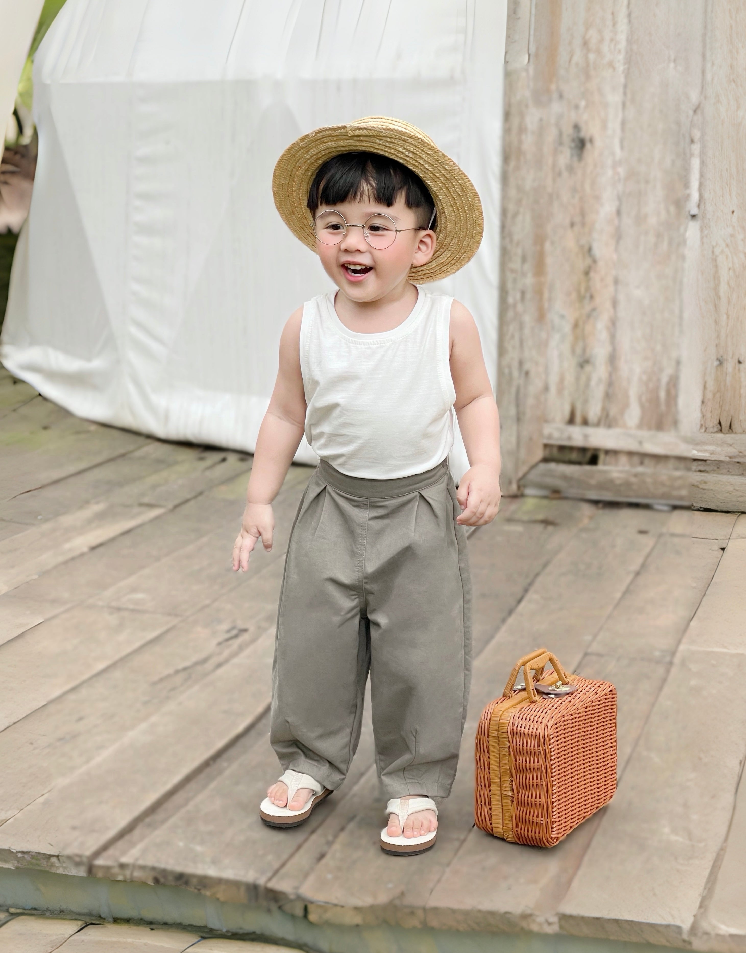 Quần kaki dài form baggy cho bé