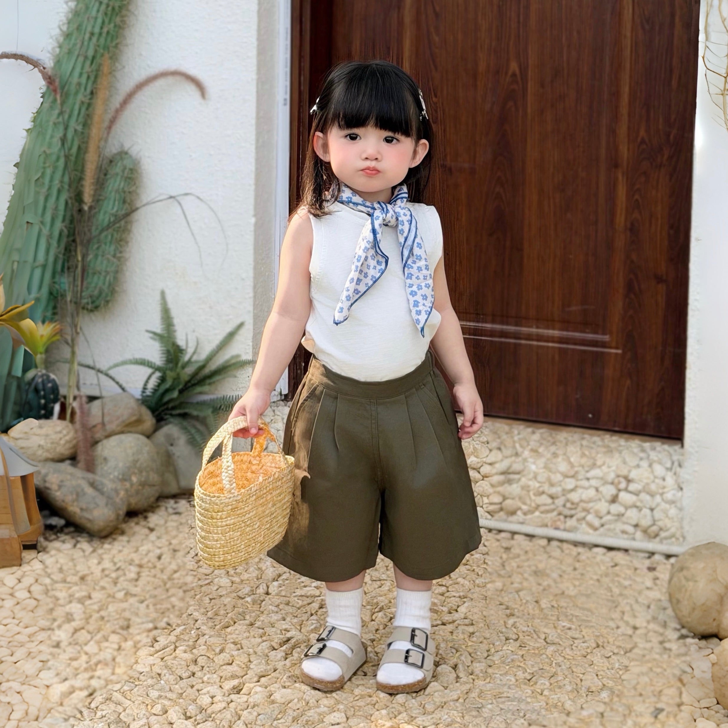 Quần lửng kaki cho bé